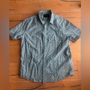 Zipcode Design Blue and Red Patterned Button Down Shirt